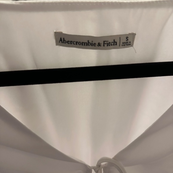 Abercrombie White crop top - Picture 3 of 3